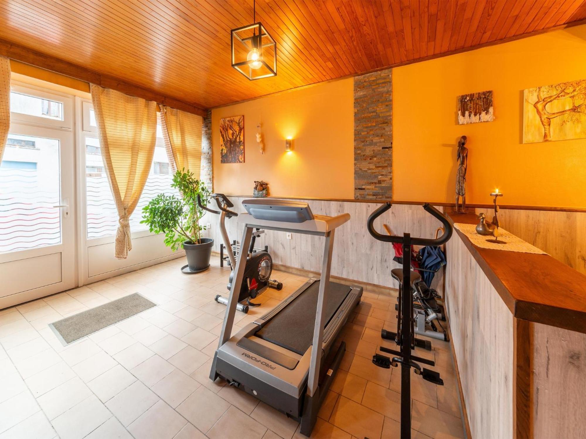 Holiday Home With Bubble Bath Florenville Ngoại thất bức ảnh